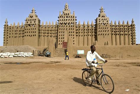 Djenné, Mali: mosque Africa Art, Out Of Africa, West Africa, North Africa, Timbuktu Mali, Dogon ...