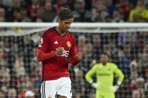 Man Utd 1-0 Wolves: Varane lifts Manchester United past wasteful Wolves - Premier League