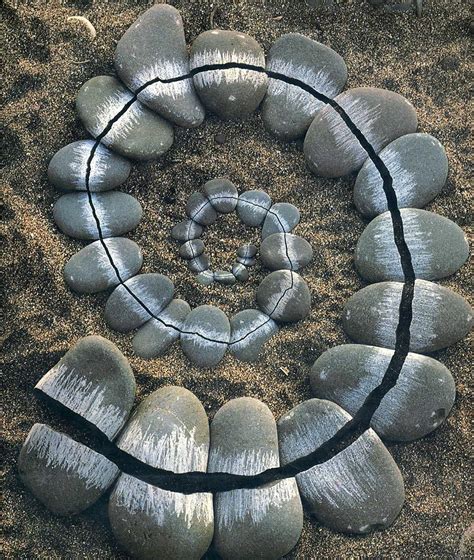 Andy Goldsworthy’s Land Art Photography - IGNANT