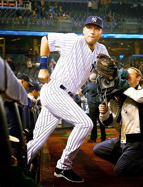 Derek Jeter | Derek jeter, Baseball award, New york yankees