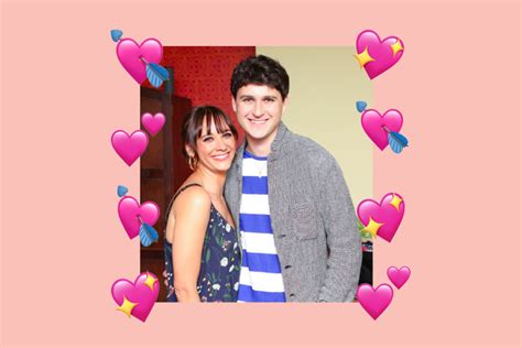 A Timeline of Rashida Jones and Ezra Koenig's Relationship - Hey Alma