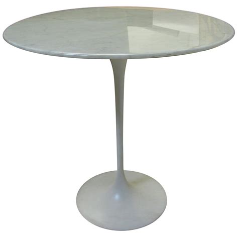 Wonderful Saarinen style White Laminate Flower Tulip Side Table Mid ...