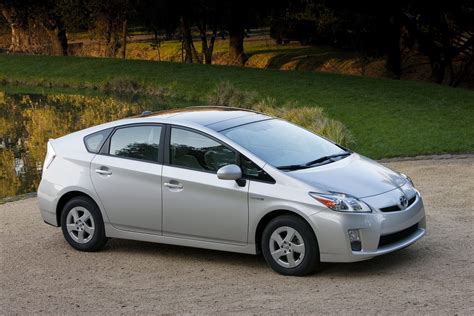 Toyota Prius Hybrid 2010 Описание, Характеристики Toyota Prius | HEvCars