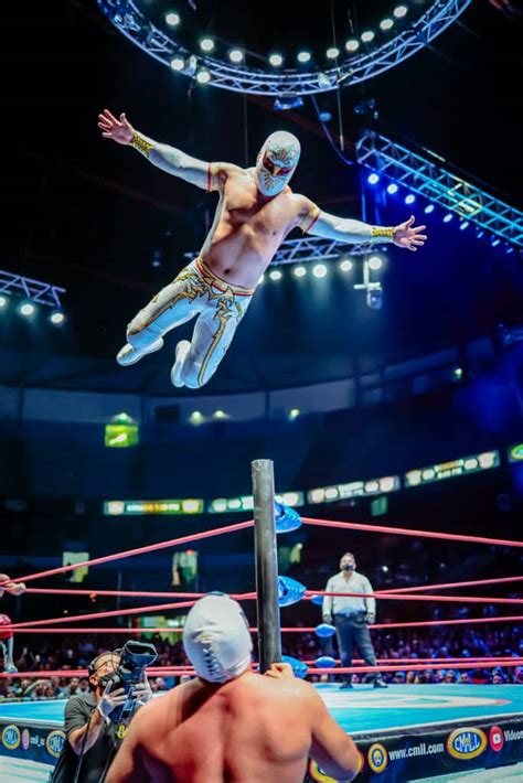 La Lucha Libre y el CMLL: ¿por qué no te lo puedes perder?