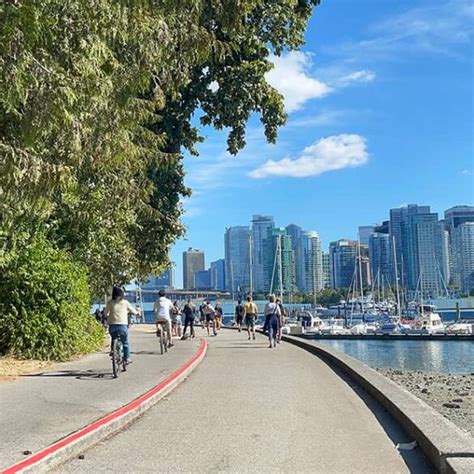 Stanley Park Seawall | Things to See and Do | Vancouver Food Blog