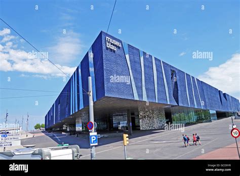 Museo de ciencias naturales de barcelona fotografías e imágenes de alta resolución - Alamy