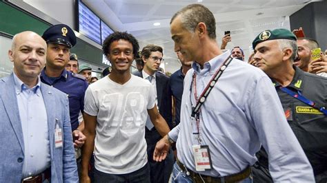 Cuadrado touches down in Italy - Juventus