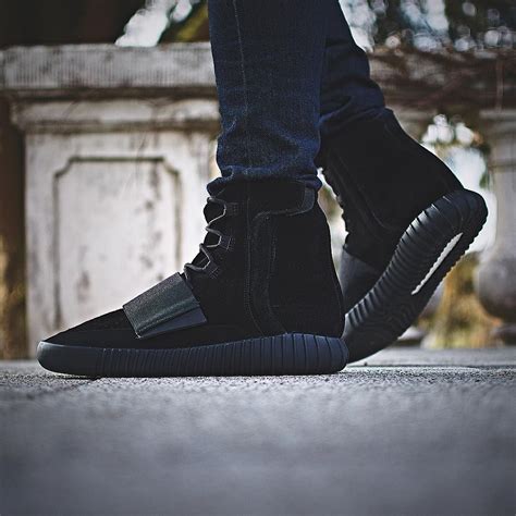 adidas YEEZY Boost 750 "Triple Black" | Yeezy boost 750, Yeezy boost 750 black, Adidas tubular ...