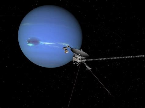 Voyager 2 Neptune | Voyager 2 and Neptune. | Neptune, Neptune project, Nasa images