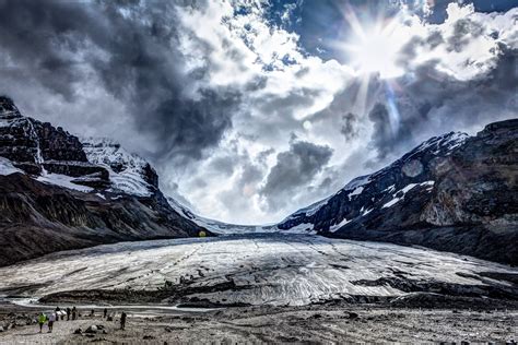 Athabasca Glacier by Dilznacka on DeviantArt