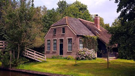 Dutch Architecture