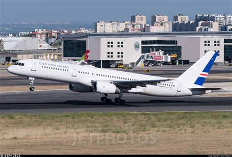 TF-FIW | Boeing 757-27B | TACV Cabo Verde Airlines | Julian Mittnacht | JetPhotos