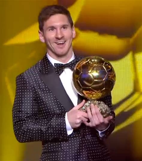 Lionel Messi élu Ballon d'Or 2012 pour un record historique
