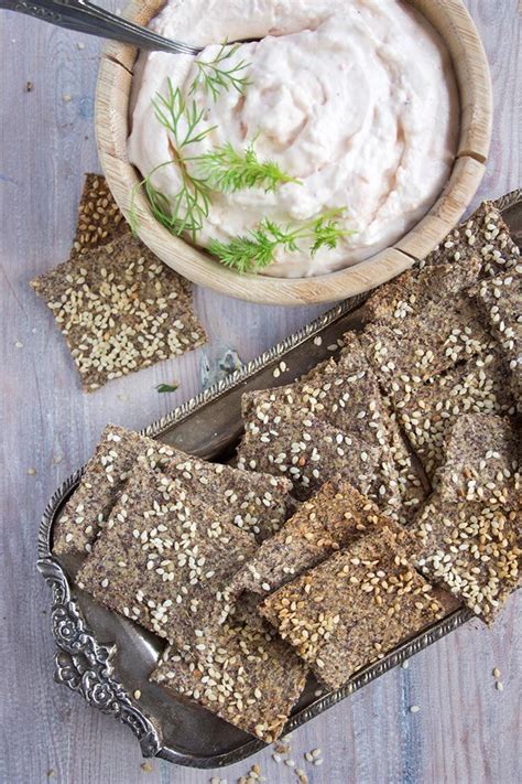 These easy sesame Flax Crackers are super-crispy, grain free and high ...