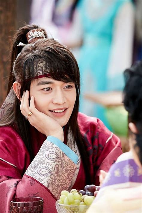 Pin by Rachel Fuller on SHINee | Hwarang, Shinee, Shinee minho