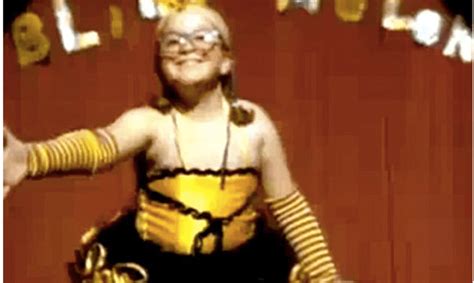 8 Facts About the 90's Bee Girl From the Blind Melon "No Rain" Video ...