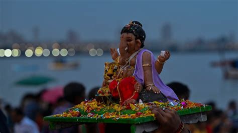 Ganpati Visarjan: Mumbai traffic police issues advisory, over 19K cops on duty | Mumbai news ...