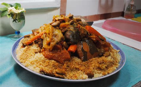 File:Moroccan Couscous 2014.jpg - Wikimedia Commons