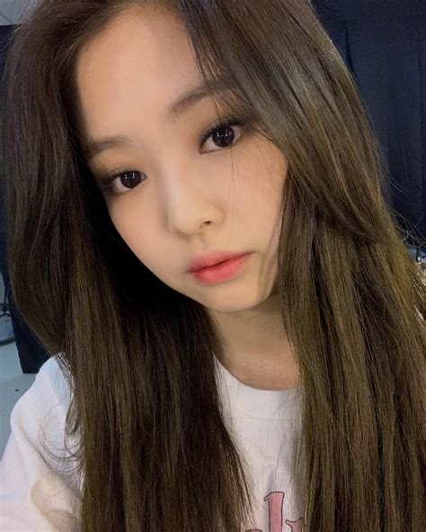 1-BLACKPINK Jennie Instagram Photo 2 February 2019 Selfie