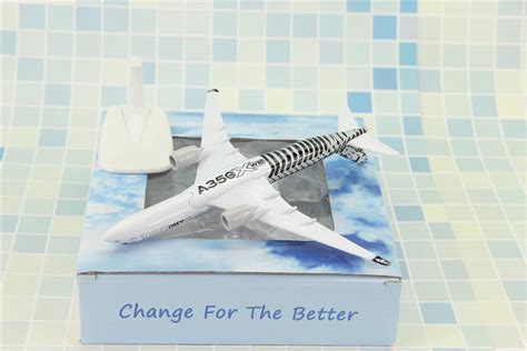 Airbus A350 XWB Original Livery Airplane Model (1/300 - 20CM ...