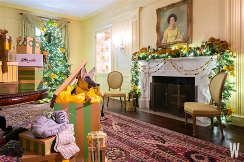 PHOTOS: Check Out the 2022 White House Christmas Decorations