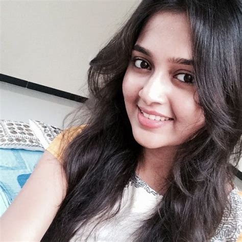 Tejasswi Prakash Wayangankar Height, Age, Boyfriend, Family, Biography ...