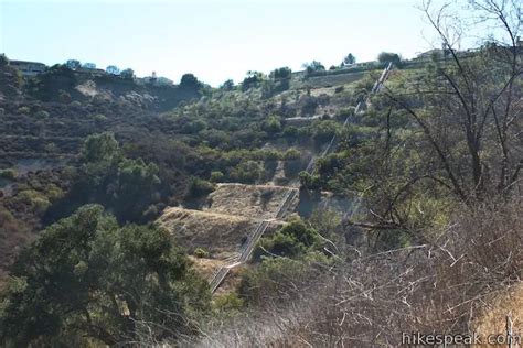 Calabasas Stairs | Los Angeles | Hikespeak.com