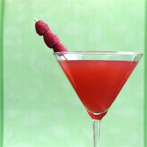 French Martini | Mix That Drink