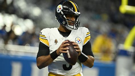 Steelers name Russell Wilson starting QB in long-awaited move