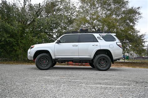 Bilstein | OME Stage 1 RTR Lift Kit - 5th Gen 4runner | FJ Cruiser (10 ...