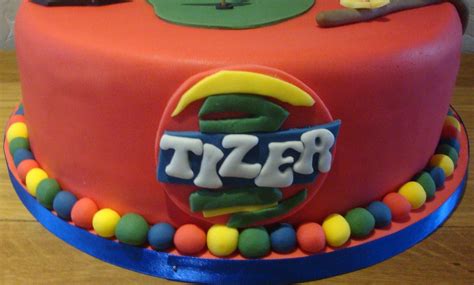 Tizer Logo Birthday Cake | A Cherry On Top Scotland | Flickr