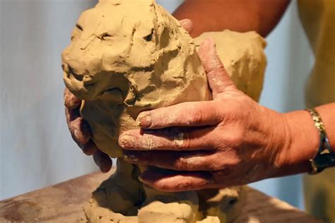 What Is A Good Clay for Sculpting? - Spinning Pots