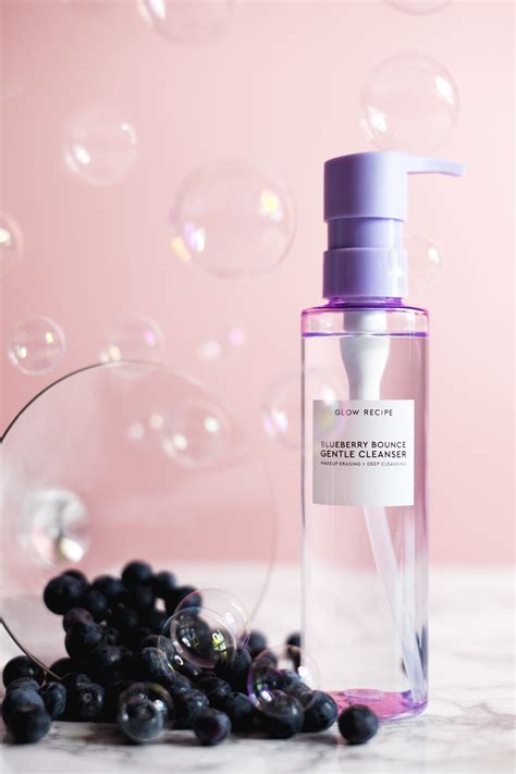 Glow Recipe Blueberry Bounce Gentle Cleanser Review