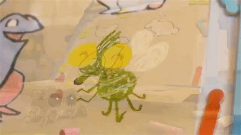 Lucas the Spider Draws a Portrait of His Friend the Fly