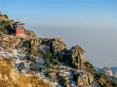 A Night on the Peak of Tai Shan, China's Holiest Mountain in 2020 ...
