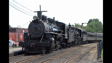 Steam Doubleheader on the Valley Railroad - YouTube