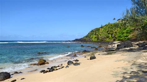 Hideaways Beach Offers Two Kauai Beaches at Princeville Resort - Kauai Vacation Rentals