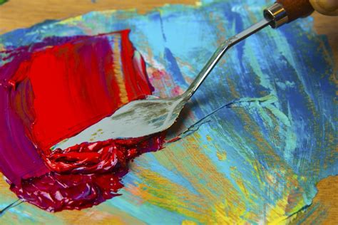 How to Create Beautifully Textured Paintings with Palette Knives