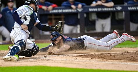 Red Sox edge Yankees in rivals' first meeting of 2023 | Reuters