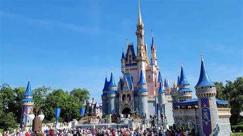 Disney Parks Revenue for the Third Quarter of 2023 Increased 13% to $8.3 Billion | Chip and Company