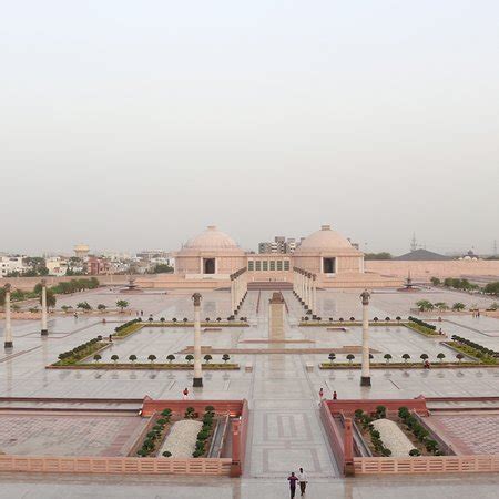 Ambedkar Memorial Park (Lucknow) - Aktuelle 2020 - Lohnt es sich? (Mit ...