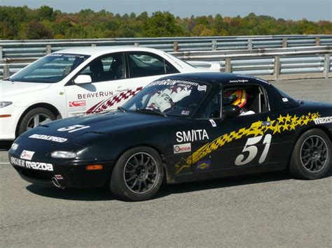 Mazda Miata Racing - Pictures - Newschoolers.com