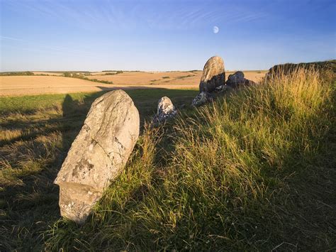 West Kennet Long Barrow, UNESCO World Heritage Site, Wilts… | Flickr