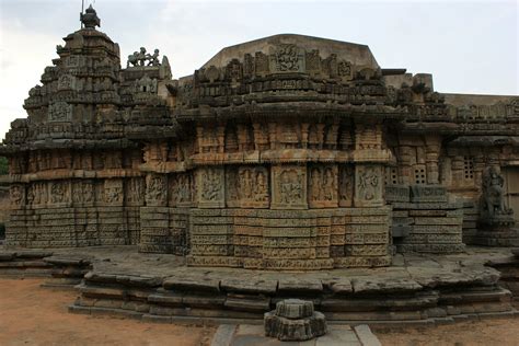 MALLIKARJUNA JAIN TEMPLE - SOLAPUR Photos, Images and Wallpapers - MouthShut.com