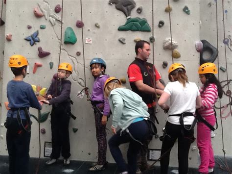 P6 go Climbing at Ratho | Tollcross Primary School