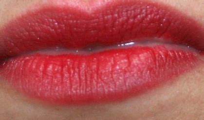 Marc Jacobs Lovemarc Lip Gel Neo-Noir Review