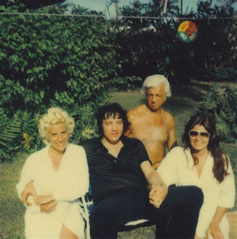 Rare Photos of Elvis Presley and Ginger Alden During His Last Vacation in Hawaii, 1977 ~ Vintage ...