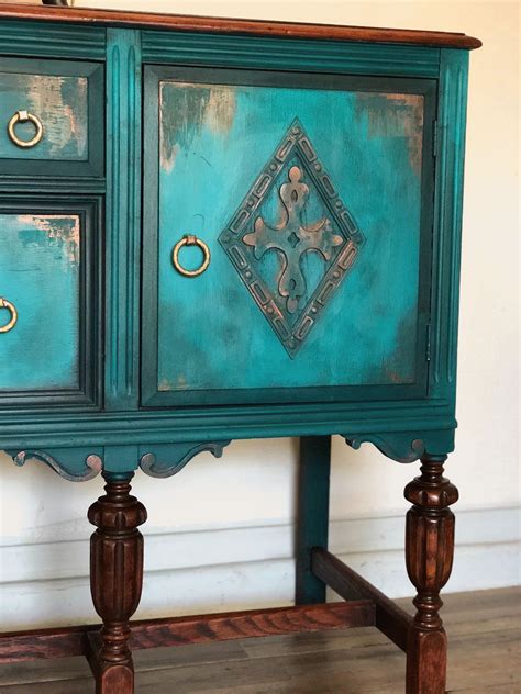 How to Blend and Layer Furniture Paint - Design Asylum Blog | by Kellie Smith in 2020 ...