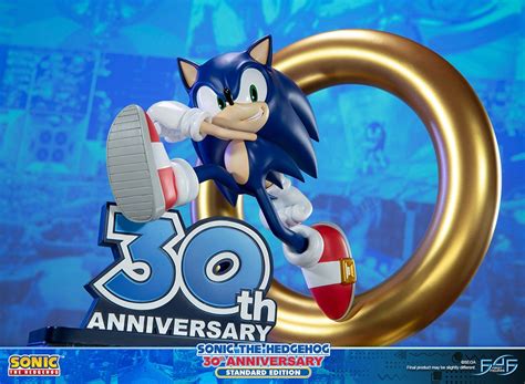 Sonic The Hedgehog Statue 30th Anniversary Edition - Comic Concepts