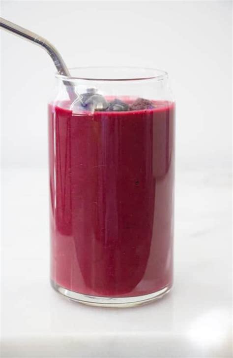 Beets & Greens Detox Smoothie | Eating by Elaine